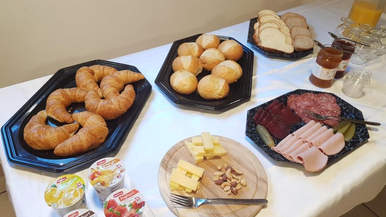 Hotel Restaurant Edelweiss Muhlen エクステリア 写真